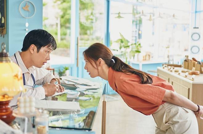 영화 ‘악마가 이사왔다’의 한 장면. CJ ENM 제공