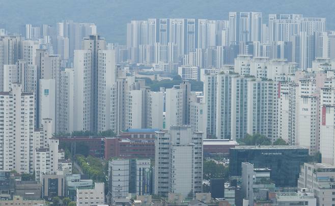 서울 시내 아파트 단지 모습.[연합]