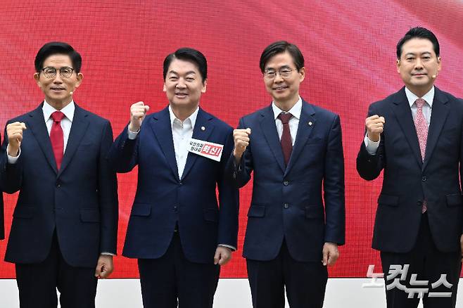 국민의힘 당대표 선거 본선에 진출하는 왼쪽부터 김문수·안철수·조경태·장동혁 후보. 황진환 기자