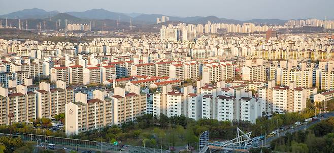 추세가 장기화할 경우 실거래가 조작, 편법 증여 등 부작용 우려도 커질 수 있다. 게티이미지
