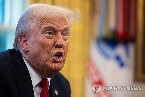 자동차 관세 발표하는 트럼프 대통령 [UPI 연합뉴스 자료사진. 재판매 및 DB 금지]