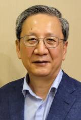 윤대식 영남대 명예교수