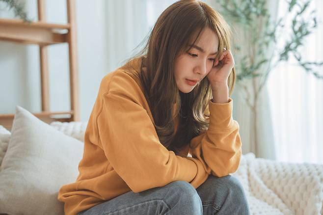 최악의 상황을 떠올리다 보면 스스로의 잠재력을 억누르고 새로운 시도를 두려워하게 된다. [사진= 게티이미지뱅크]