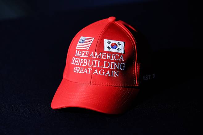 3일 대통령실에서 공개한 ‘마스가(MASGA·Make American Shipbuilding Great Again)’ 모자. [김호영 기자]