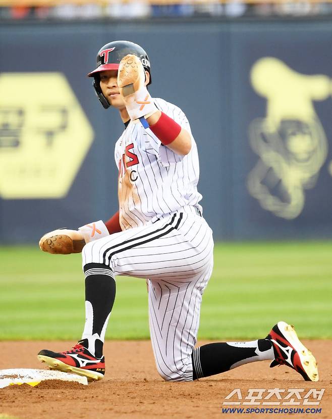 9일 잠실구장에서 열린 LG 트윈스와 한화 이글스의 경기. LG 박해민이 2루를 훔치고 있다. 잠실=박재만 기자 pjm@sportschosun.com/2025.08.09/