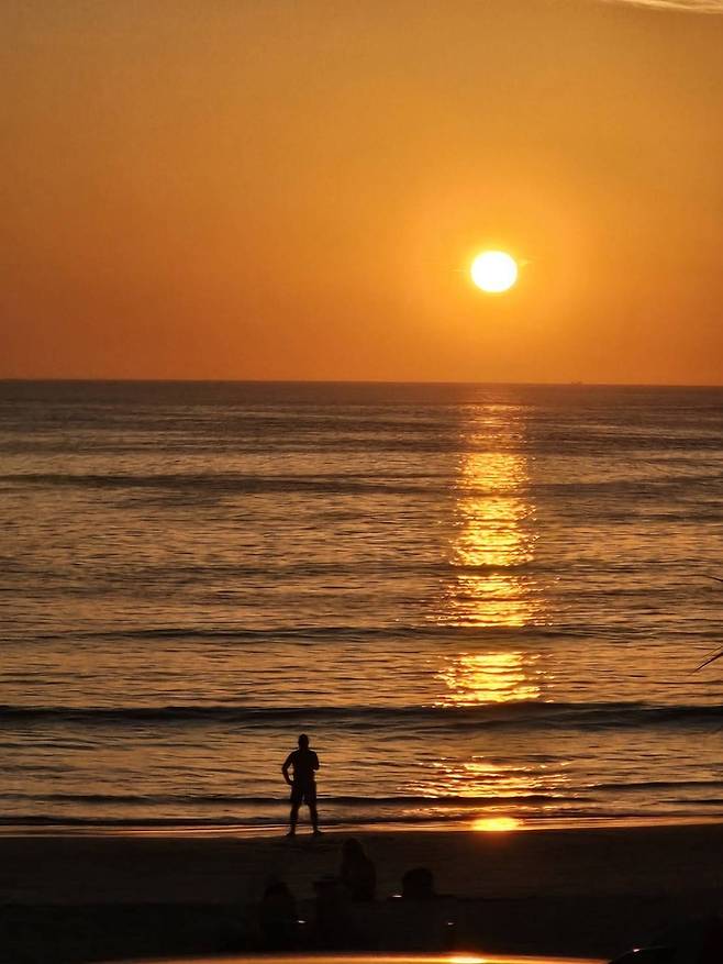 태국 푸껫 클럽메드 푸켓 리조트 옆 카타 비치 일몰 / 사진 = 장주영 여행+ 기자