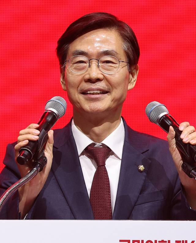 조경태 국민의힘 당대표 후보가 8일 대구 북구 엑스코에서 열린 국민의힘 제6차 전당대회 대구·경북 합동연설회에서 정견 발표를 하고 있다. 연합뉴스