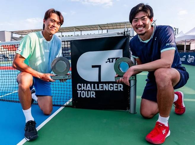 폴란드 챌린저(CH75)에서 복식 준우승한 남지성(왼쪽)