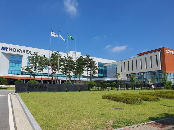 충청북도 청주시 흥덕구 오송읍 오송생명14로 80에 위치한 노바렉스 본사. 청주=윤현주 기자