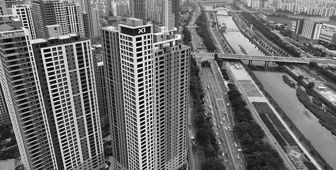 철산자이 더 헤리티지 전경.  한경DB