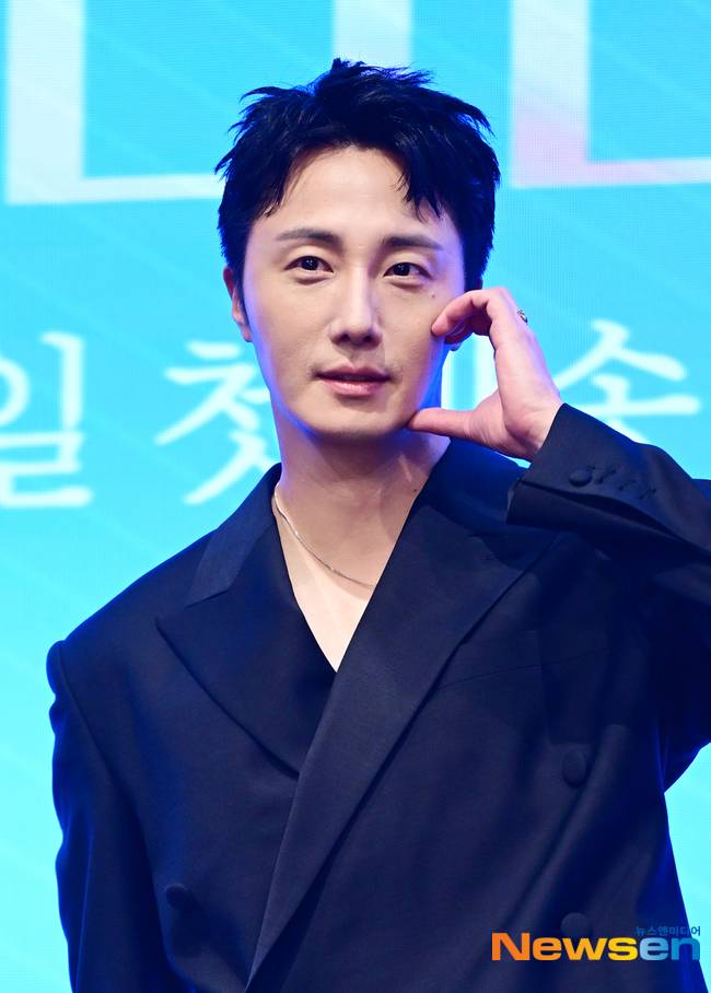 정일우, 뉴스엔DB