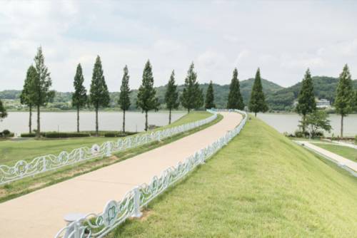 산들바람언덕정원