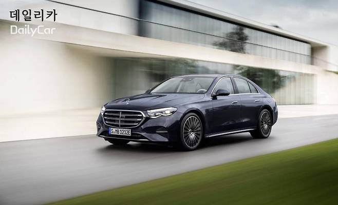 벤츠, E-클래스 익스클루시브