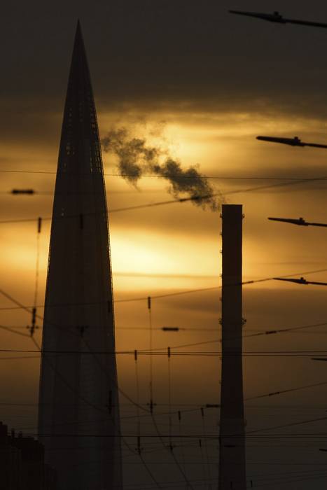 러시아 가스 독점기업 가스프롬 본사인 라크타 센터 마천루. AP/연합뉴스