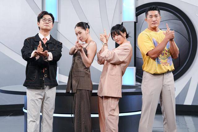 김성주 소유 박하선 김동현(왼쪽부터 차례로)이 '히든아이'의 1주년 기념 기자간담회에 참석했다. MBC에브리원 제공