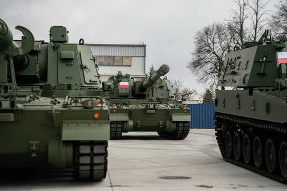 폴란드 제19 기계화 여단의 K9 자주포. X