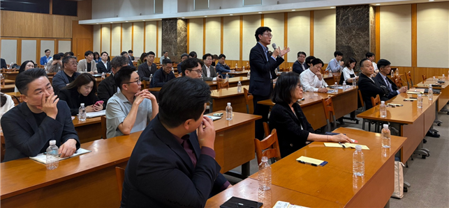 매일경제신문사와 KAIST가 공동 주최한 ‘AI 비즈니스 포럼’ 현장