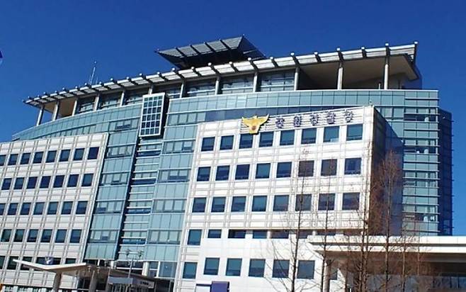 [춘천=뉴시스] 11일 강원경찰청(청장 엄성규) 형사기동대는 저소득층 명의 대포폰 유통조직 46명 검거했다 고 밝혔다. 강원경찰청 제공. *재판매 및 DB 금지