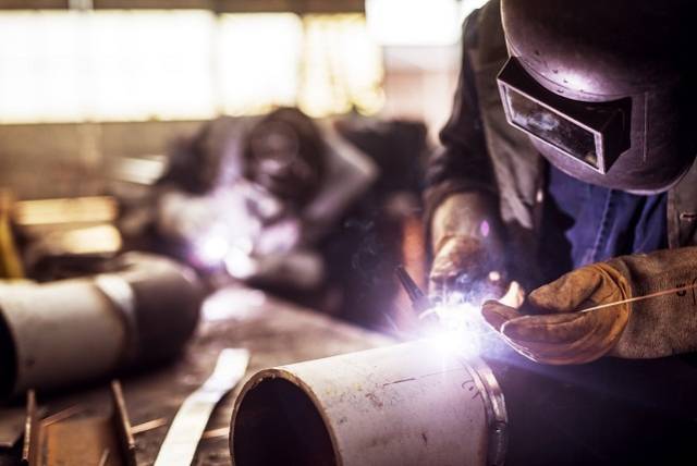 올해 2분기 부산의 광공업 생산이 지난해 동기보다 4.0% 감소했다. 또 전국 시도 17곳 가운데 10곳에서 수출이 늘어났지만 부산은 큰폭으로 감소했다. 이미지투데이