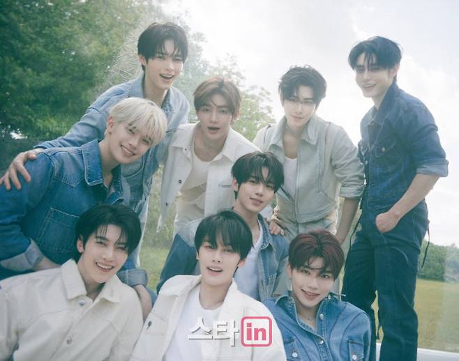 제로베이스원(사진=웨이크원)