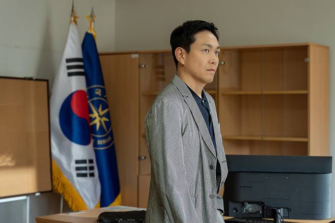 드라마 ‘북극성’이미숙, 박해준, 유재명, 오정세 캐릭터 스틸컷 (제공: 월트디즈니 컴퍼니 코리아)