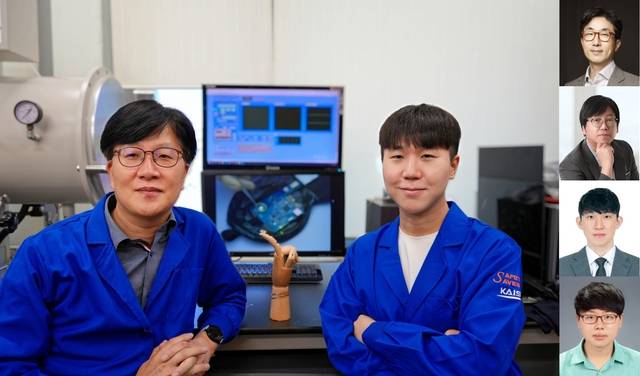 무선 OLED 콘택트렌즈를 개발한  유승협(왼쪽) KAIST 교수와 연구진.