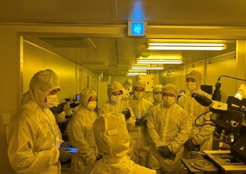 국민대학교 공동기기원 반도체 공정 실습 교육 현장
