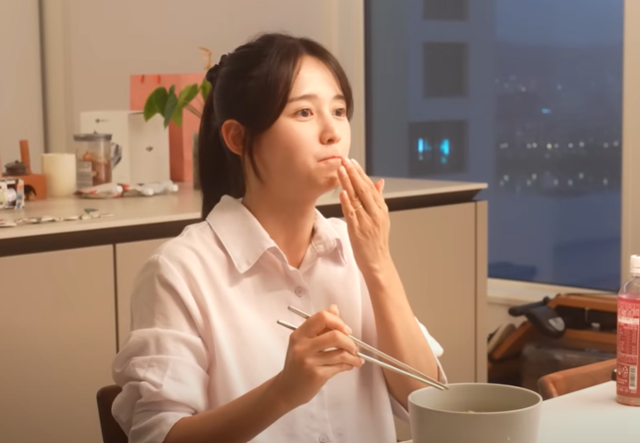 남보라가 신혼 일상을 공개했다. 남보라 유튜브 채널 캡처