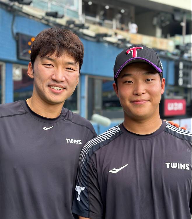 LG 주장 박해민과 신인 박관우가 본지와 인터뷰에서 환하게 웃고 있다. 잠실=이형석 기자&nbsp;