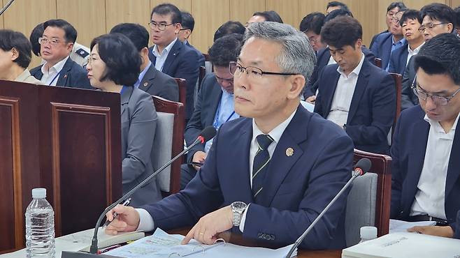 진명기 제주도 행정부지사 (사진, 강명철 기자)