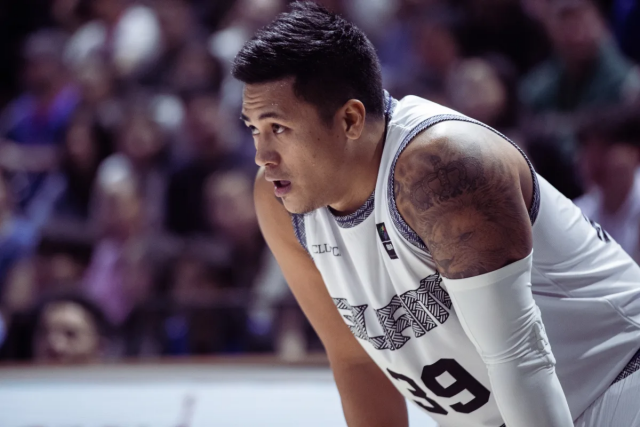 필리핀 매체 ‘스핀’에 의하면 괌의 EJ 칼보 감독은 “크루즈는 시리아전 막판에 햄스트링 통증을 느꼈다. 일본전을 앞두고 기적처럼 회복되기를 바랐으나 햄스트링 부상은 까다롭다. 앞으로 2일 동안의 치료로는 복귀가 어려울 것 같다”고 이야기했다. 사진=FIBA 제공