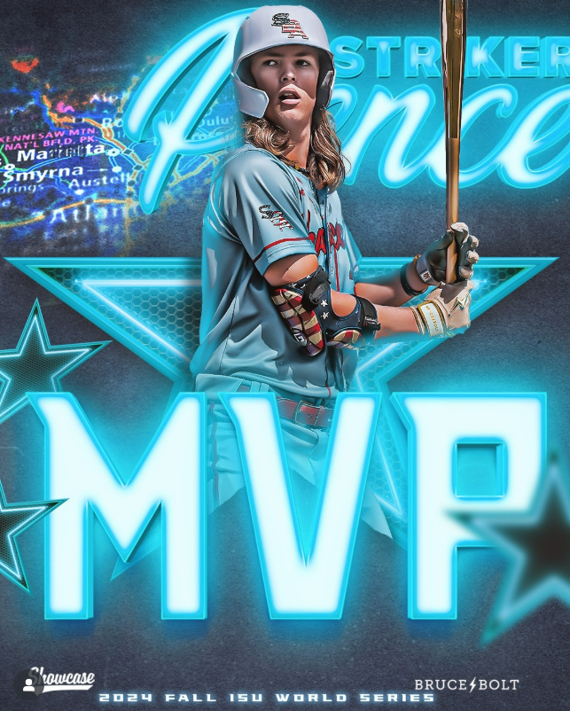 ▲ 펜스는 투수와 타자로 모두 두각을 드러내며 벌써부터 스카우트들의 표적이 되고 있다 ⓒ스트라이커 펜스 SNS