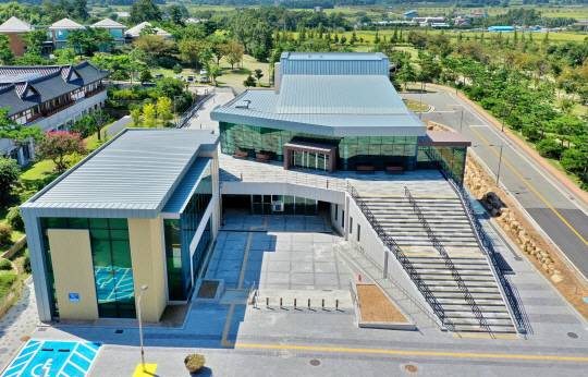 전남 영암군 한국트로트가요센터. /영암군 제공