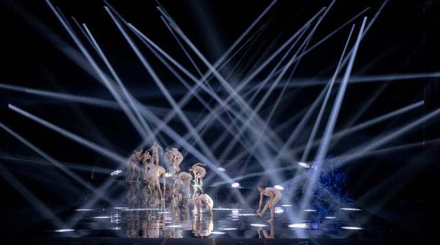 국립현대무용단 ‘내가 물에서 본 것’ 공연 모습. ⓒ목진우, 국립현대무용단 제공