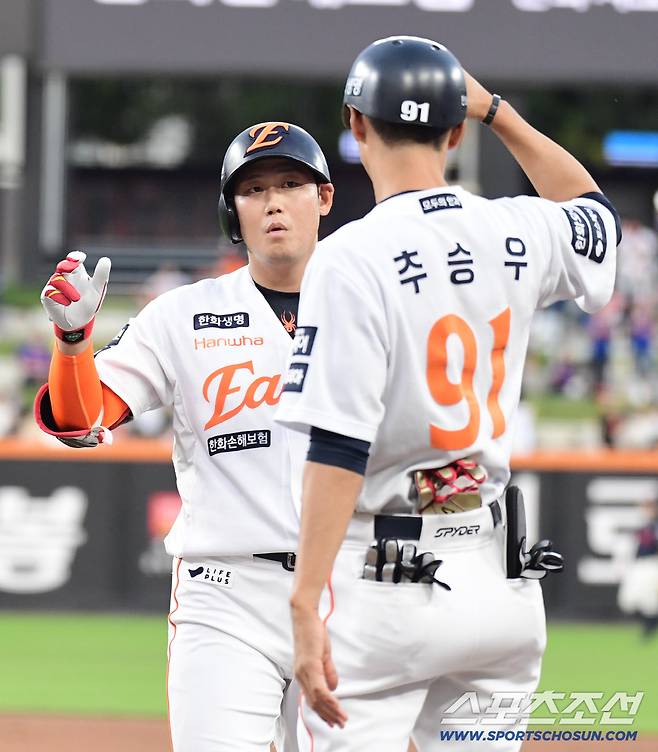 13일 대전 한화생명 볼파크에서 열린 한화 이글스와 롯데 자이언츠의 경기. 2회 안타를 날린 하주석. 대전=송정헌 기자songs@sportschosun.com/2025.08.13/