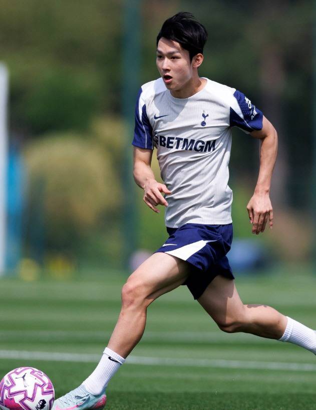 사진캡처=토트넘 SNS