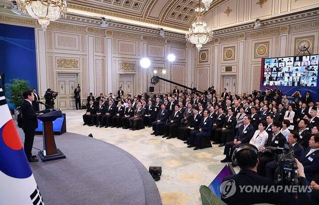 이재명 대통령이 13일 청와대 영빈관에서 열린 국정기획위원회 국민보고대회에서 발언하고 있다. 연합뉴스