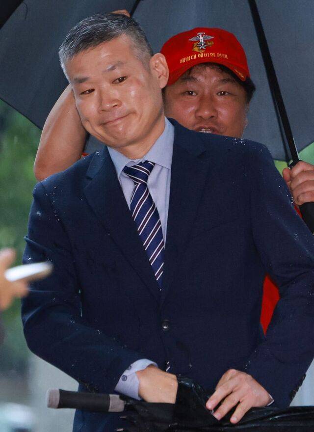 김동혁 전 국방부 검찰단장이 13일 서울 서초구 채해병 특검팀 조사실로 출석하고 있다. 연합뉴스