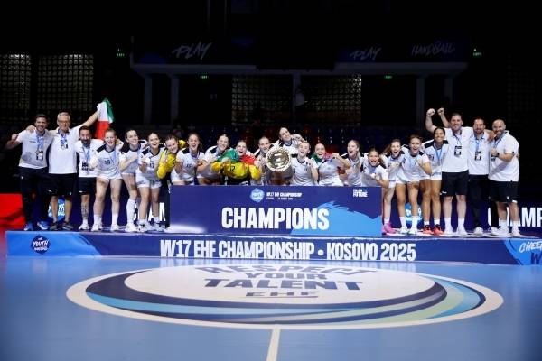 사진 여자 17세 유럽핸드볼 챔피언십 2025 금메달을 딴 이탈리아, 사진 출처=이탈리아 핸드볼협회