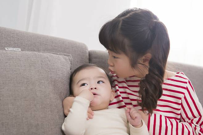[서울=뉴시스] 한국의 '여아 선호'가 세계 최고 수준에 이르렀다. 사진은 본 기사와 관계 없음. 2025.08.13. *재판매 및 DB금지 *재판매 및 DB 금지