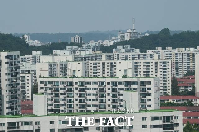 정부가 지방 인구감소지역을 중심으로 주택을 한 채 더 사도 '1세대 1주택' 과세 혜택을 그대로 부여하는 '세컨드홈' 특례 지역을 확대한다. /박헌우 기자