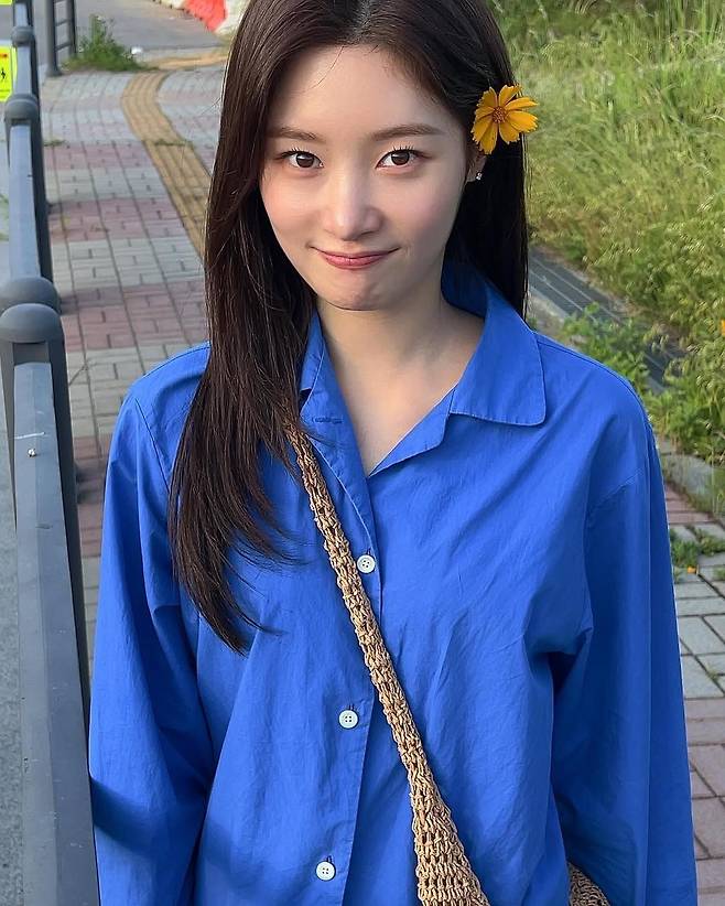 인스타그램 @j_chaeyeoni