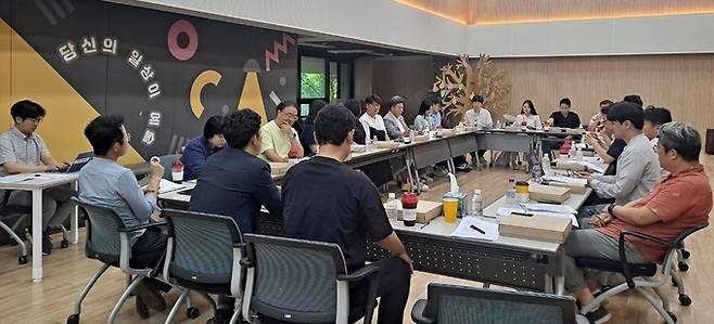 지난해 7월11일 광주광역시 남구 광주문화재단 대강당에서 열린 광주전남기자협회 운영위원회. 기자들의 열악한 처우 개선을 위해 사문화한 회원사 자격 유지 조항(회원 초임이 최저임금의 1.5배 이상이어야 한다)을 엄격하게 적용하기로 했다. /광주전남기자협회 제공