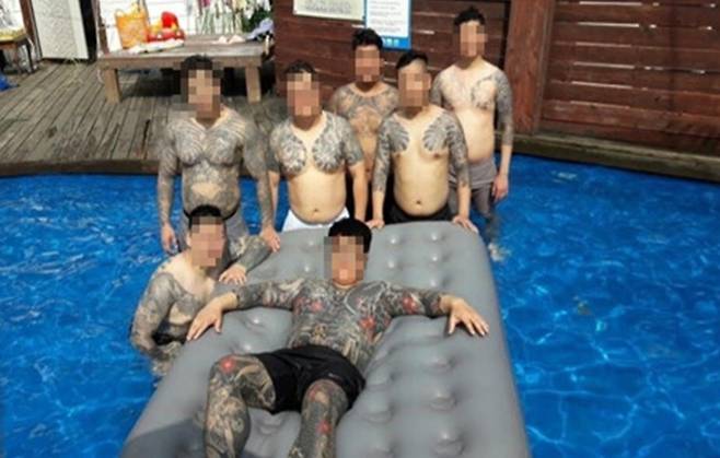 서울경찰청 광역수사단은 서울 강서구 일대에서 불법행위를 일삼은 폭력 범죄단체 신남부동파 조직원 34명을 붙잡았다고 14일 밝혔다. /사진제공=서울경찰청 광역수사단.