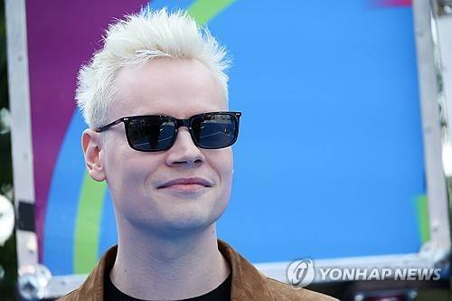 러시아 친 푸틴 성향 가수 샤먼 [연합뉴스 자료사진]