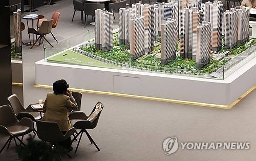 지방의 한 견본주택 [연합뉴스 자료사진]