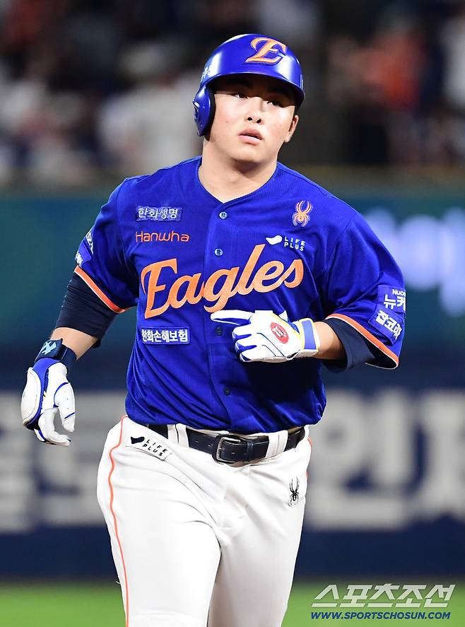 15일 창원NC파크에서 열린 NC와 한화의 경기. 9회 3점 홈런을 날린 한화 문현빈. 창원=송정헌 기자songs@sportschosun.com/2025.08.15/