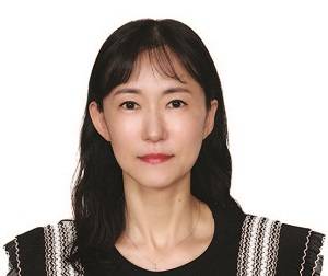 김의향 - 패션&스타일 칼럼니스트, 현 케이노트 대표, 전 보그 코리아 패션 디렉터