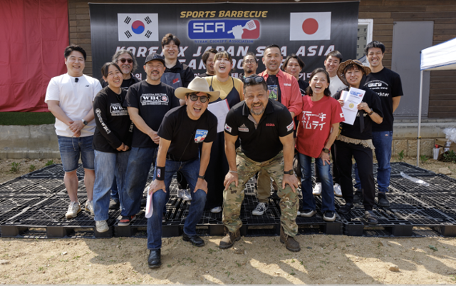 차영기 대표는 최근 일본의 바비큐어들과 함께 국내 최초의 스포츠바비큐 국제대회을 개최했다. 그의 최종 목표는 바비큐의 스포츠화다. 차영기 제공