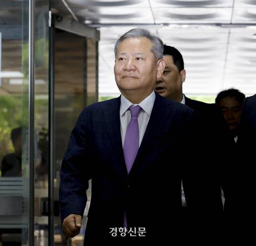 이상민 전 행정안전부 장관이 지난달 31일 서울중앙지법 구속 전 피의자 심문(영장실질심사)에 출석하고 있다. 문재원 기자